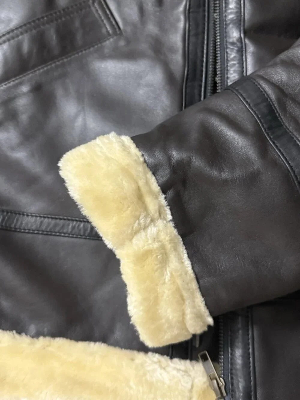 TLC Fashion **note zipper